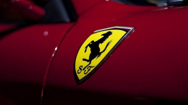 Ferrari investimenti ibrido
