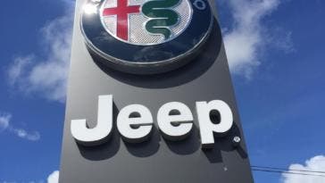 Alfa Romeo e Jeep Logo Vendite