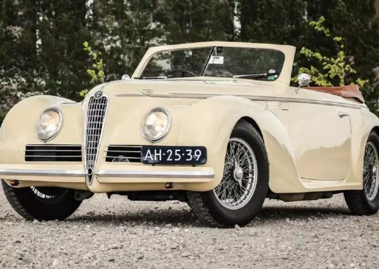 Alfa Romeo 6C 2500 Cabriolet esemplare rubato