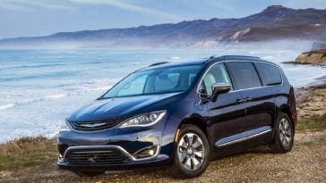 Chrysler Pacifica Hybrid Italia