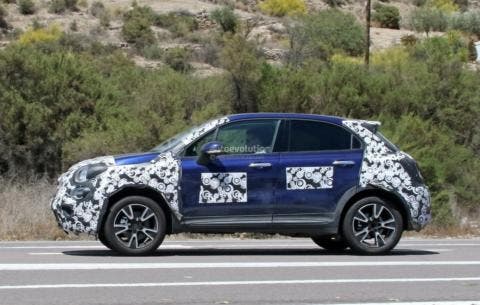 Fiat 500X 2019 foto spia