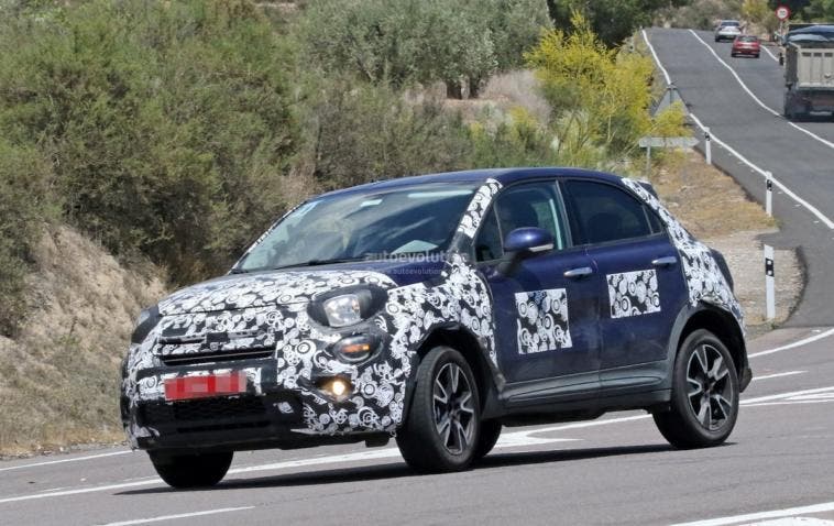 Fiat 500X 2019 foto spia