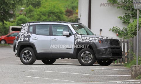 Jeep Renegade 2019 foto spia