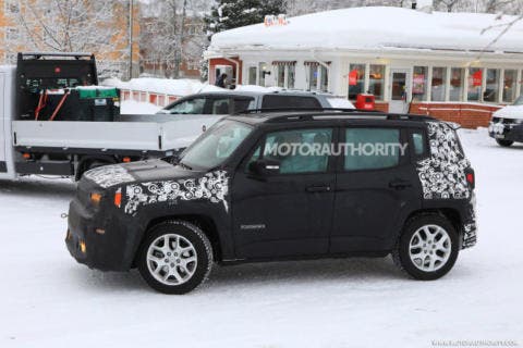 Jeep Renegade 2019 foto spia