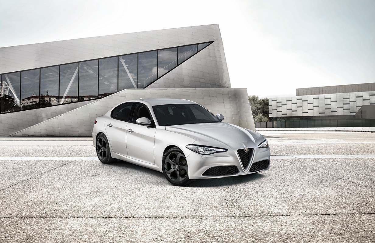 Alfa Romeo Giulia Sport Edition (2)