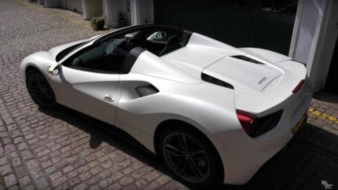 Ferrari 488 Spider oltre 28 optional