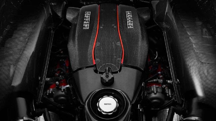 Ferrari motore V8 biturbo 3.9 Motore Anno 2018