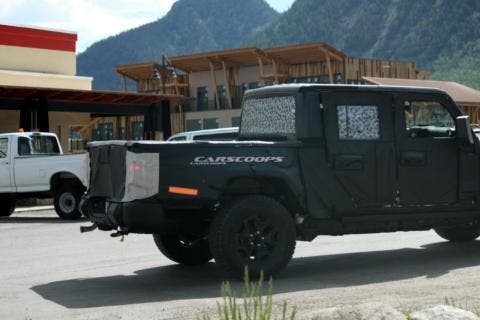 Jeep Scrambler foto spia Colorado