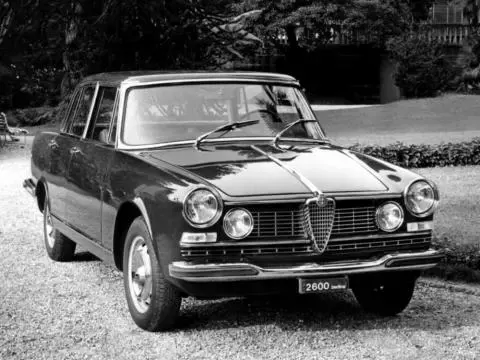 Alfa Romeo 2600