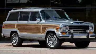 Jeep Grand Wagoneer Trackhawk documento rumor