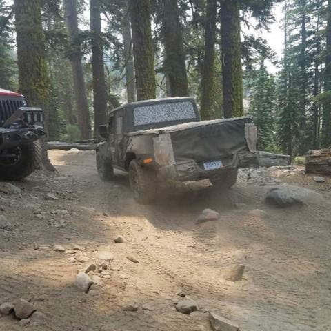 Jeep Scrambler foto spia Rubicon Trail