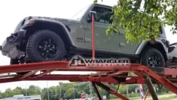 Jeep Wrangler Moab foto spia