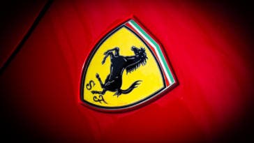 Ferrari Louis Camilleri sotto pressione
