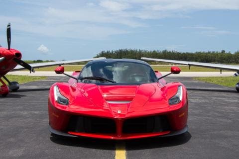 LaFerrari esemplare 2015 Bring a Trailer