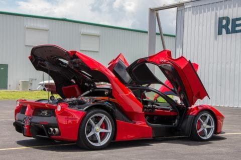 LaFerrari esemplare 2015 Bring a Trailer