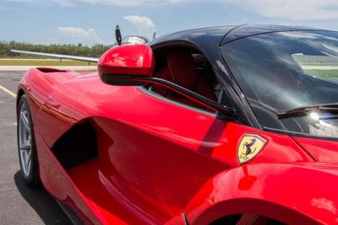 LaFerrari esemplare 2015 Bring a Trailer