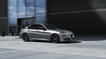 Alfa Romeo Giulia, Stelvio e Giulietta Nero Edizione UK