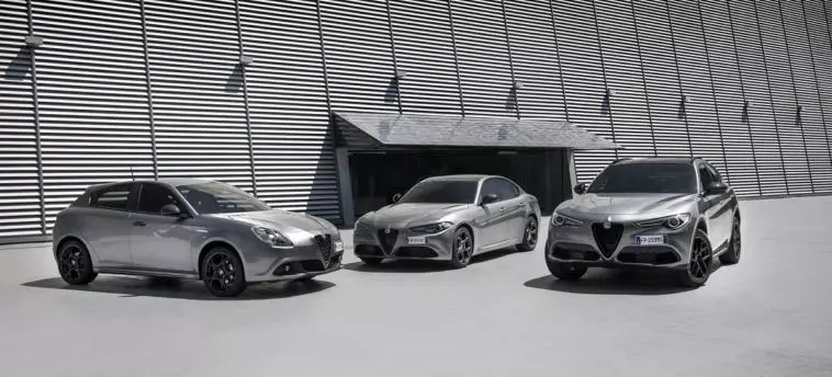 Alfa Romeo Giulia, Stelvio e Giulietta Nero Edizione UK