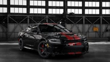 Dodge Charger SRT Hellcat 2019 nuove strisce