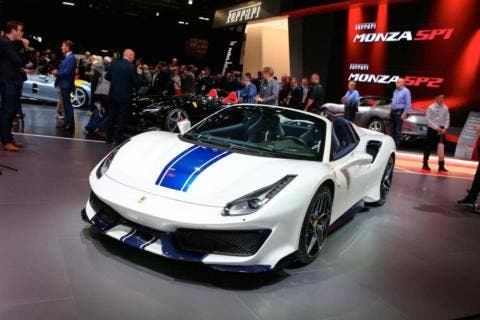 Ferrari 488 Pista Spider Salone di Parigi 2018