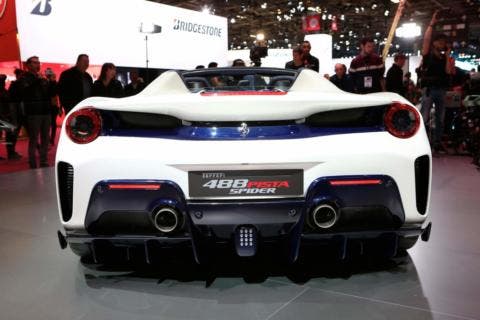 Ferrari 488 Pista Spider Salone di Parigi 2018