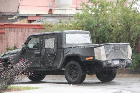 Jeep Scrambler debutto Los Angeles Auto Show