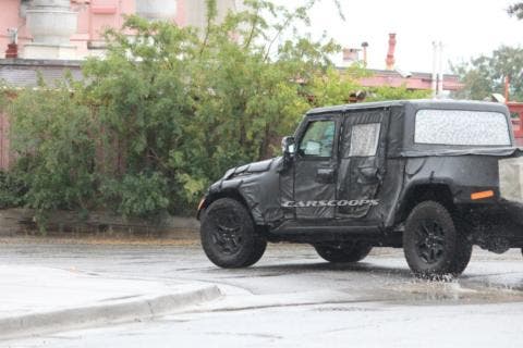 Jeep Scrambler debutto Los Angeles Auto Show