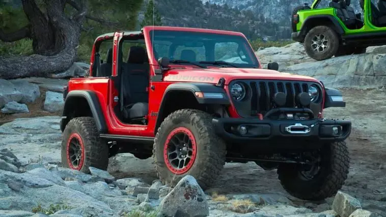 Jeep Wrangler Rubicon video Mopar