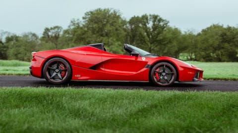 LaFerrari Mecum Auctions asta