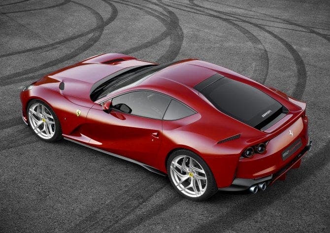 Ferrari 812 Superfast hard-top pieghevole rumor