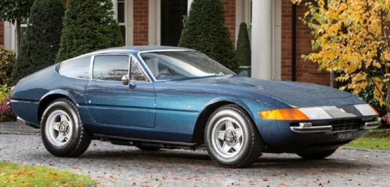 Ferrari Daytona scuola guida asta