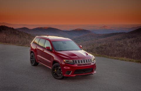 Jeep Grand Cherokee SRT 2018 e Trackhawk richiamo esemplari