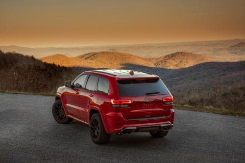 Jeep Grand Cherokee SRT 2018 e Trackhawk richiamo esemplari