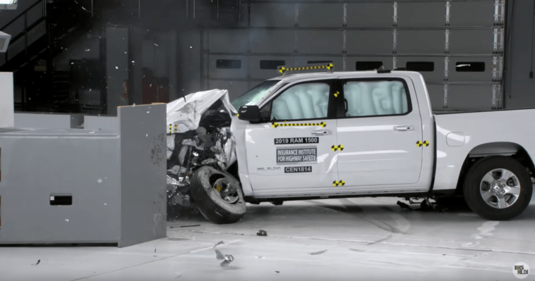 Ram 1500 2019 crash test IIHS