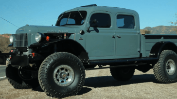 Dodge Power Wagon 1949 restomod