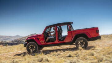 Jeep Gladiator 2020 motivo motore 4 cilindri