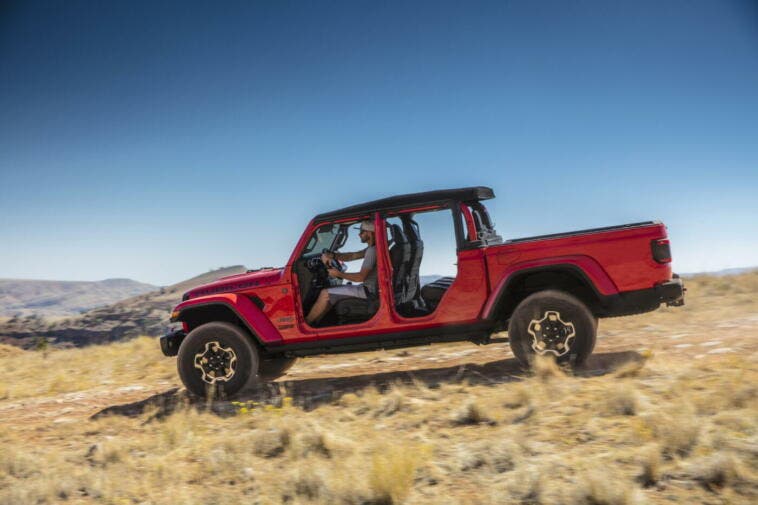 Jeep Gladiator 2020 motivo motore 4 cilindri