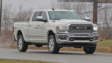 Ram HD 2020 abitacolo foto spia
