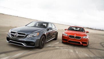 daimler bmw alleanza elettrico bloomberg news