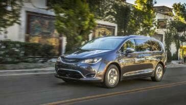 Chrysler Pacifica Hybrid Best EV in Canada 2019