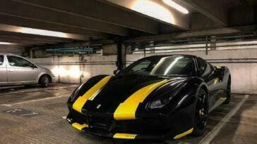 Ferrari 488 GTB nero giallo