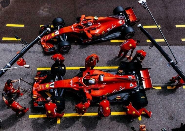 Ferrari motore 064 scarichi 3D