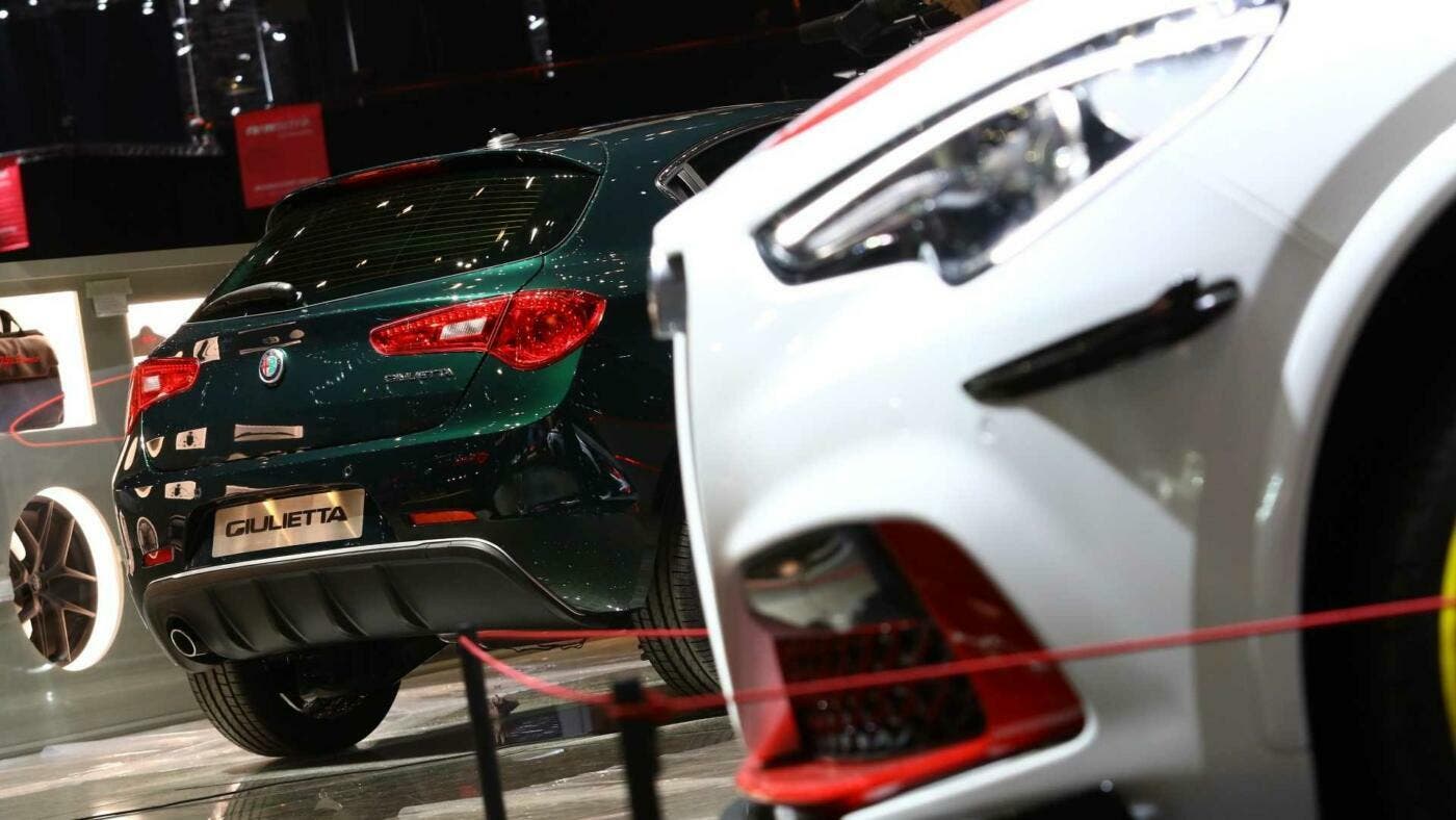 Alfa Romeo Giulia e Stelvio Quadrifoglio Racing Edition: ecco le foto live da Ginevra ...1400 x 788