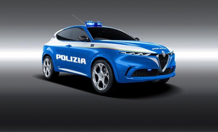 Alfa Romeo Tonale livrea Polizia render