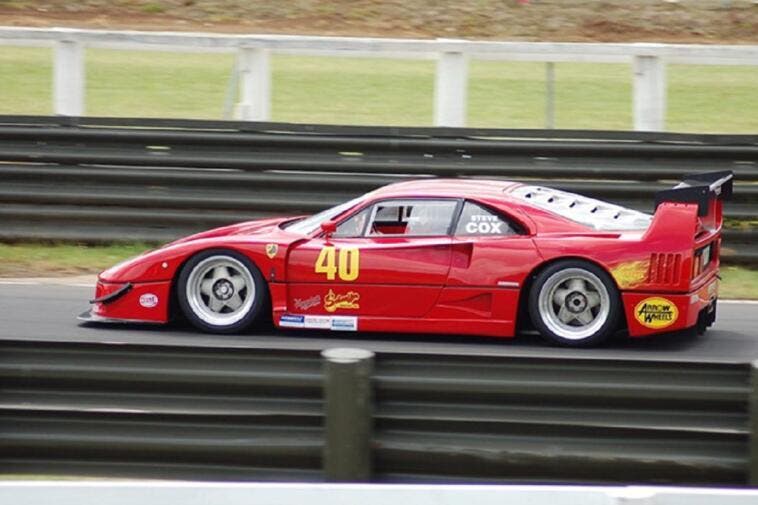 Ferrari F40 LM replica motore V8 Lexus