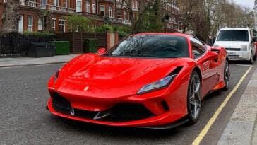 Ferrari F8 Tributo dal vivo