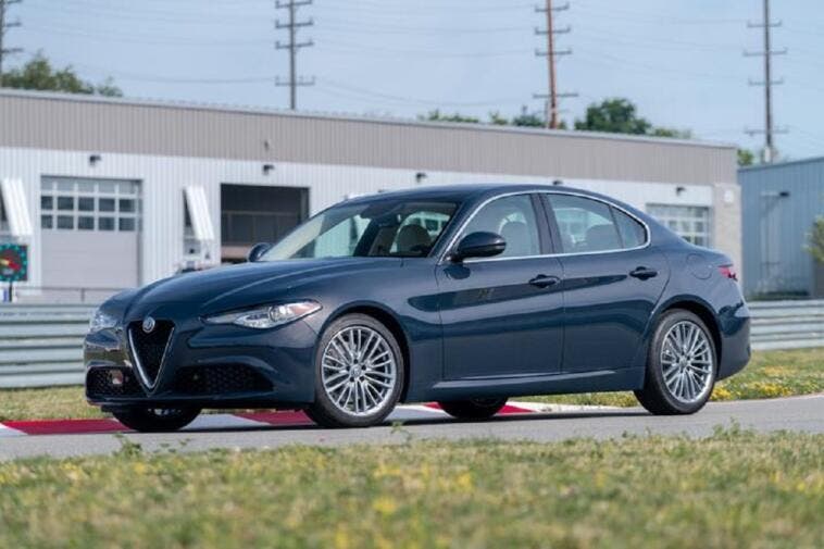 Alfa Romeo Giulia, Giulia Quadrifoglio e Stelvio Quadrifoglio Editors' Choice 2019