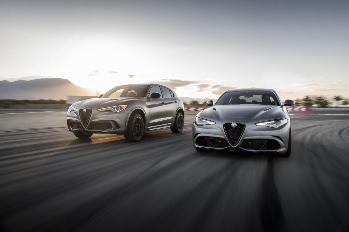 Alfa Romeo Giulia e Stelvio Quadrifoglio: negli USA c'è la Carbon Edition