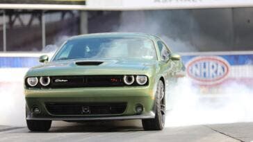 Dodge Challenger R/T Scat Pack 1320 NHRA