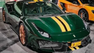 Ferrari 488 Pista verde giallo